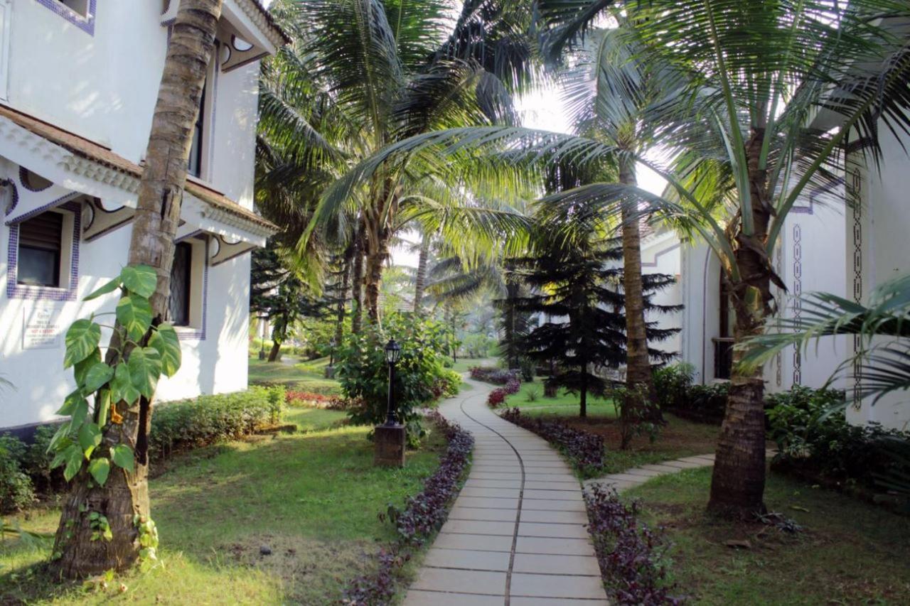 Hermitage Riviera อาร์โปรา ภายนอก รูปภาพ